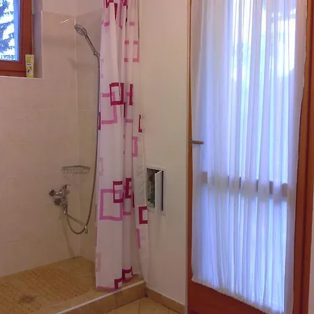 Chalupa Dobre Pole *